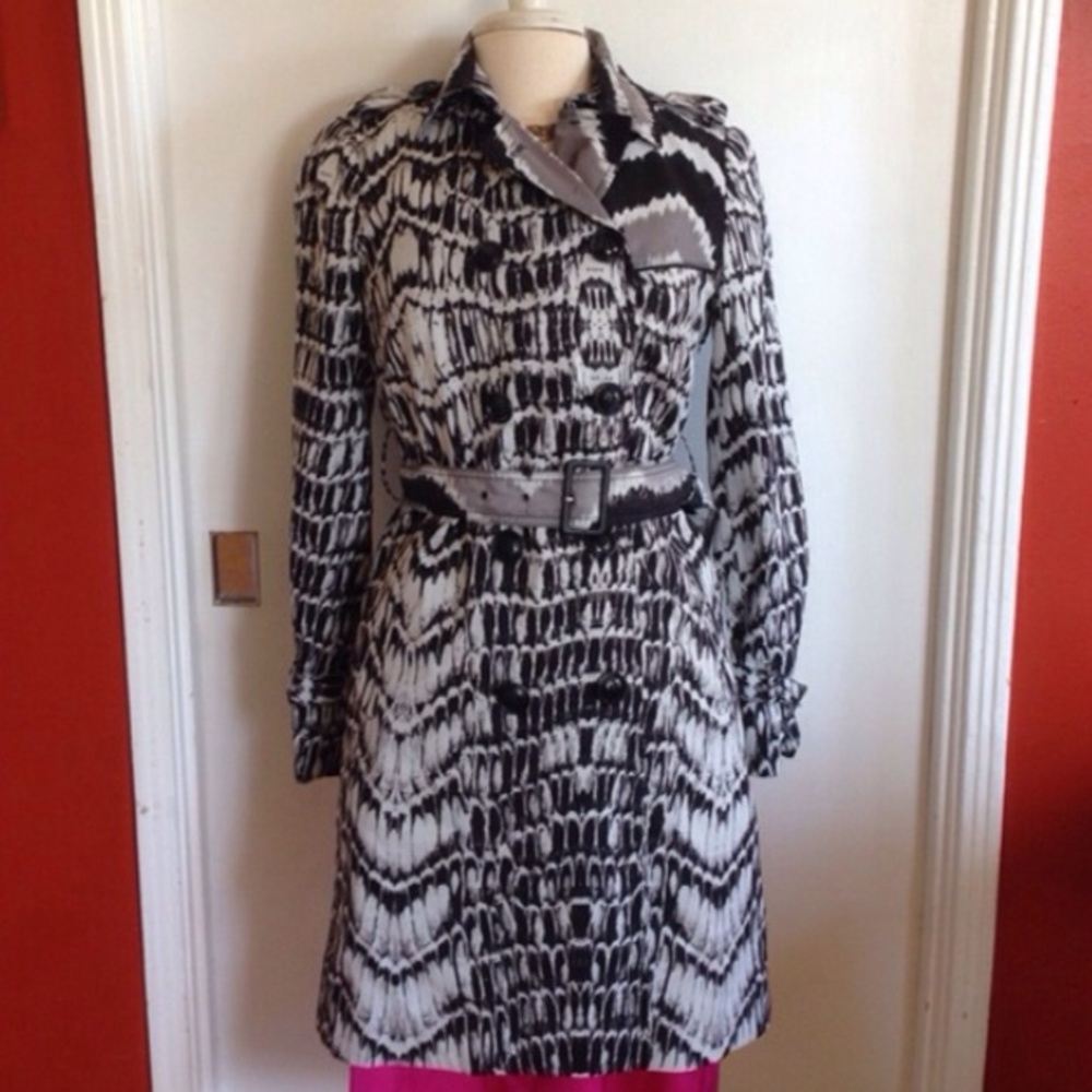 HP! Alberto Makali Long Gray & Black Trench Coat